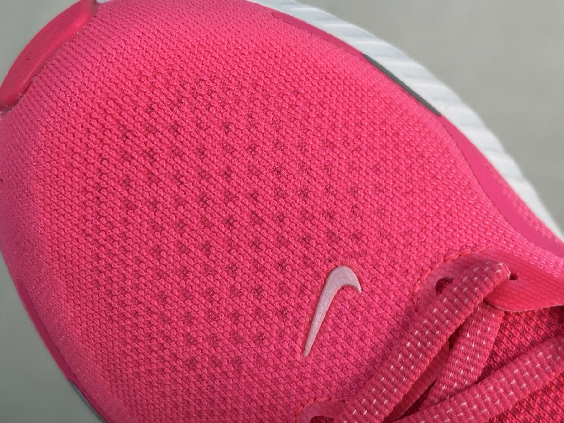 Nike Air Zoom Structure 26