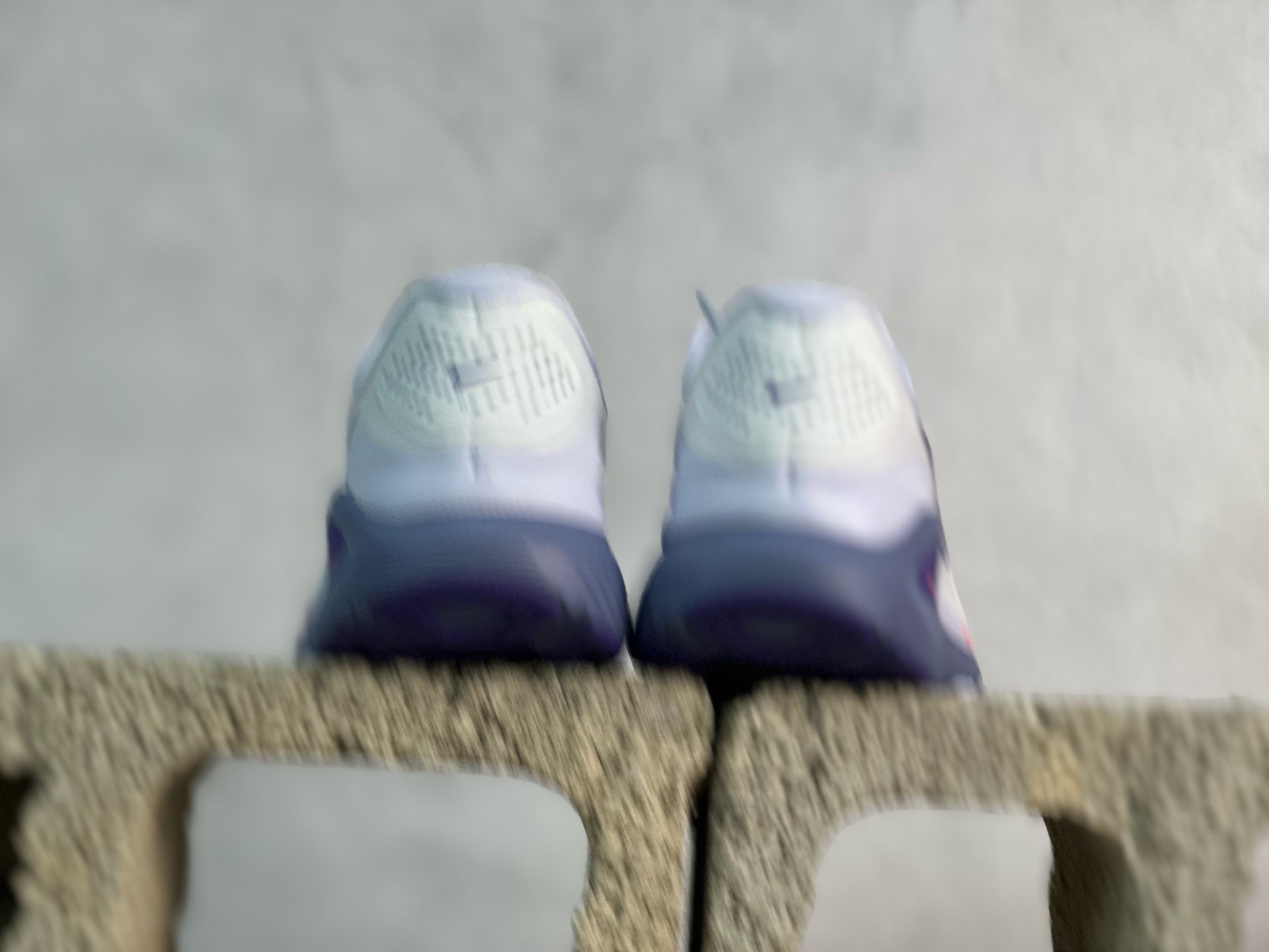 Nike Air Zoom Structure 26