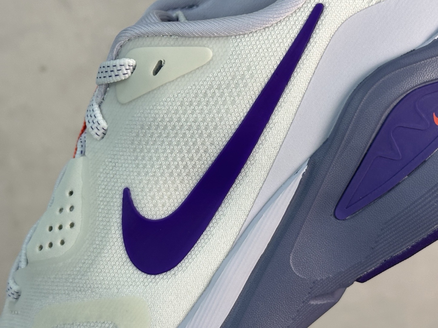 Nike Air Zoom Structure 26