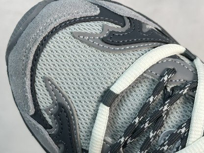 Asics Gel-Cumulus 16