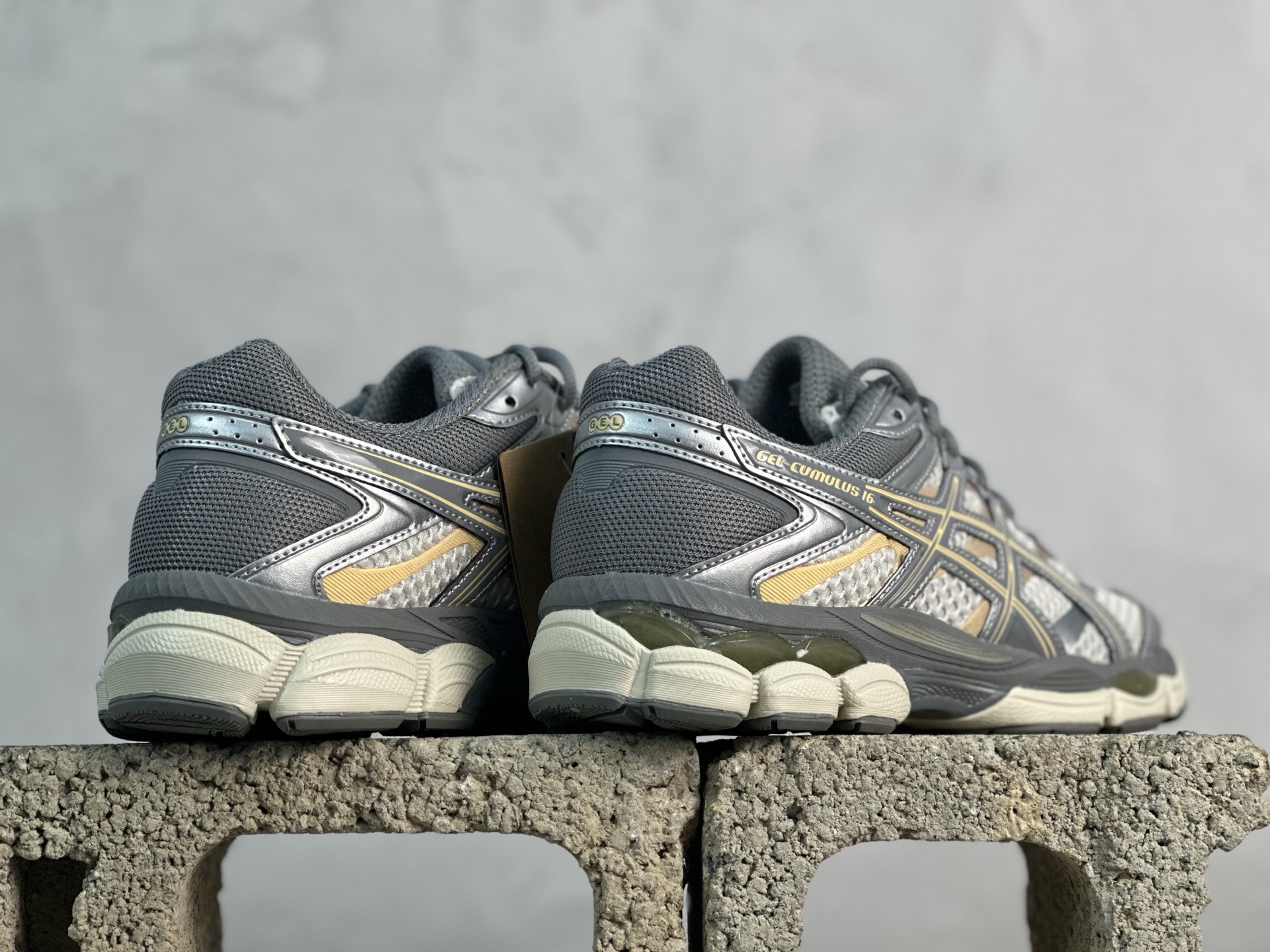 Asics Gel-Cumulus 16