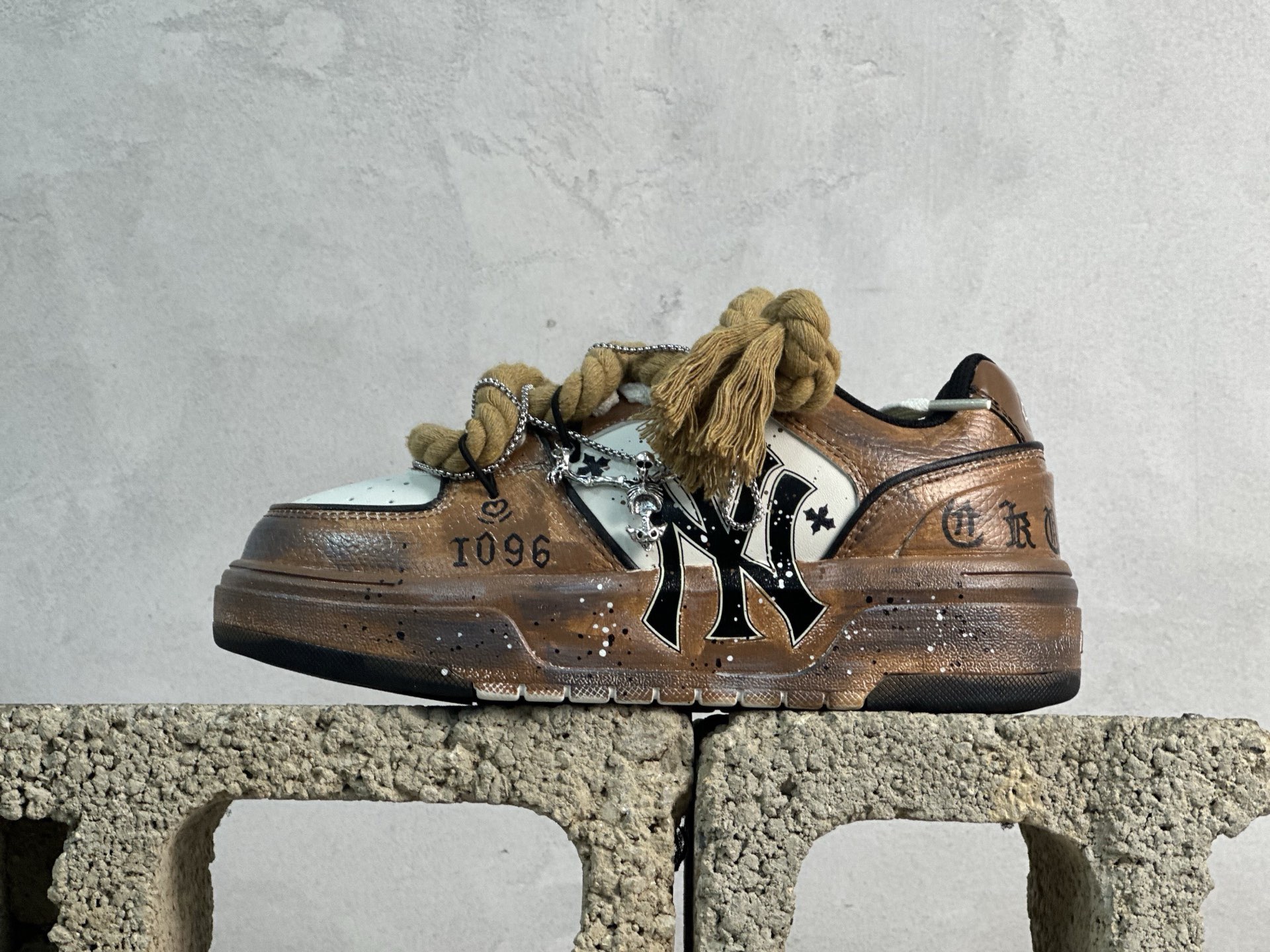 MLB NY 印花網紅學長老爹鞋 定制塗鴉惡作劇