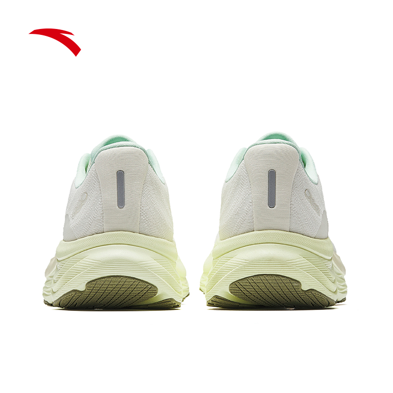 TRAVEL 2 Women Running Shoes