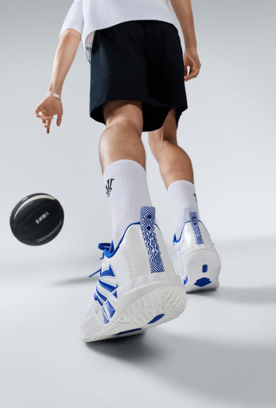 ANTA shoes