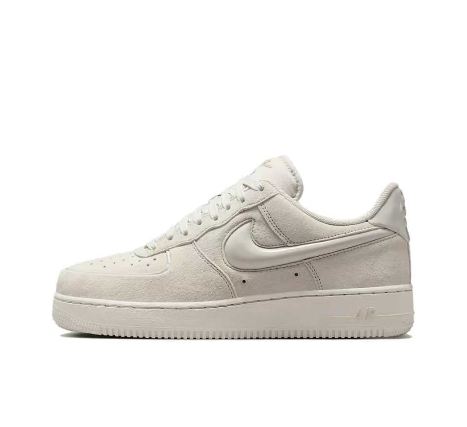 Nike Air Force 1酒紅