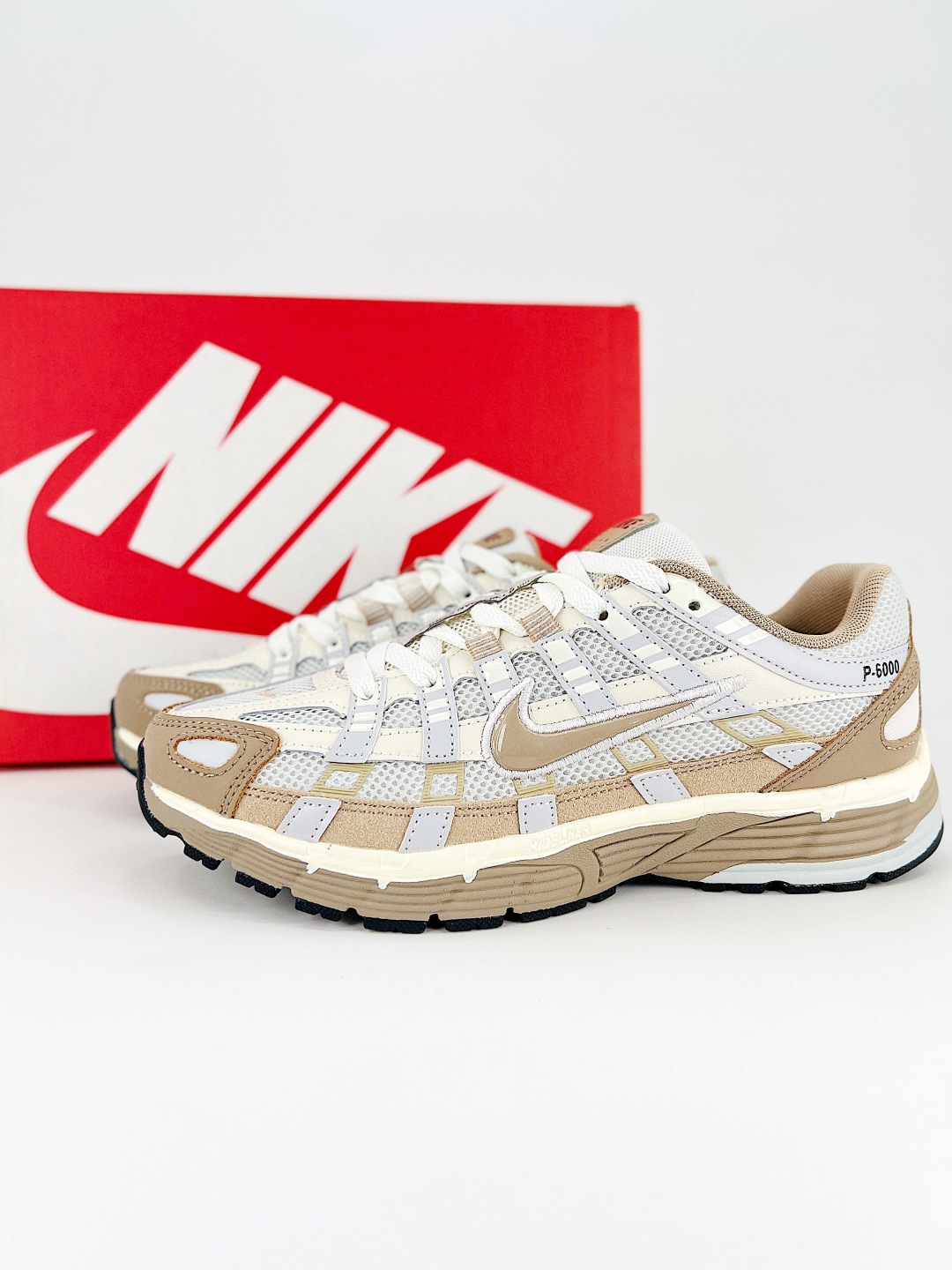 Nike P-6000  系列
