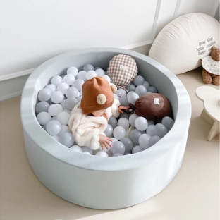 キッズ用ウレタンボールプール