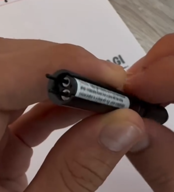 Nezo 2 Pieces Retractable Ballpoint Pen with Anti Theche Cheating Ballpoint Pen with Blue Refills for Writing Gift