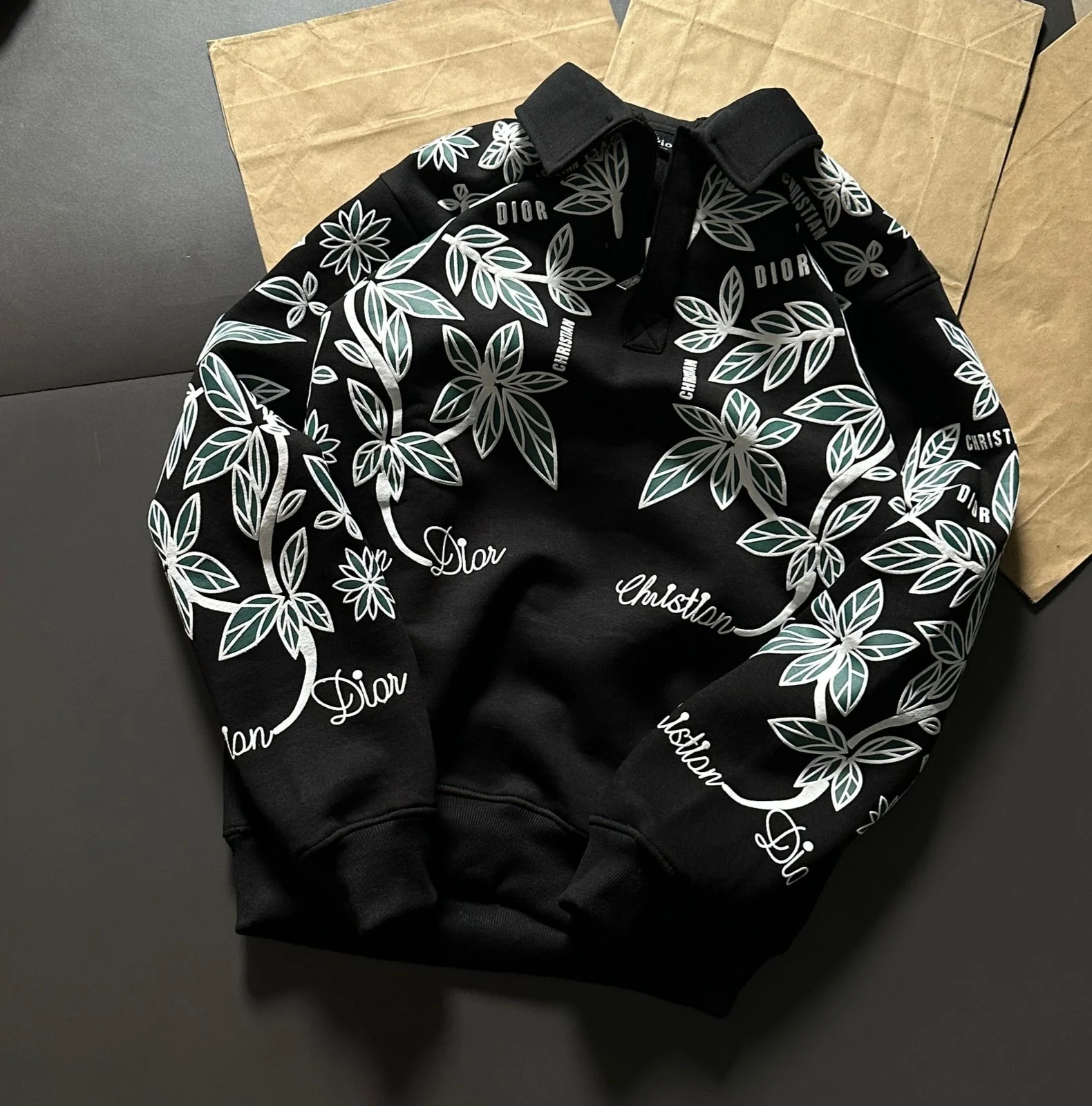 Thread Dori Men’s Classic Hoodies – Black & White [Leaf]