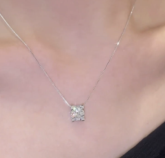 일체형 소뿔 목걸이