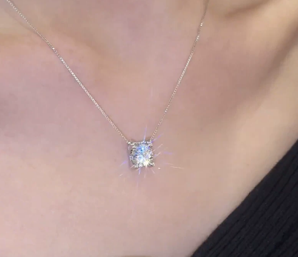 일체형 소뿔 목걸이