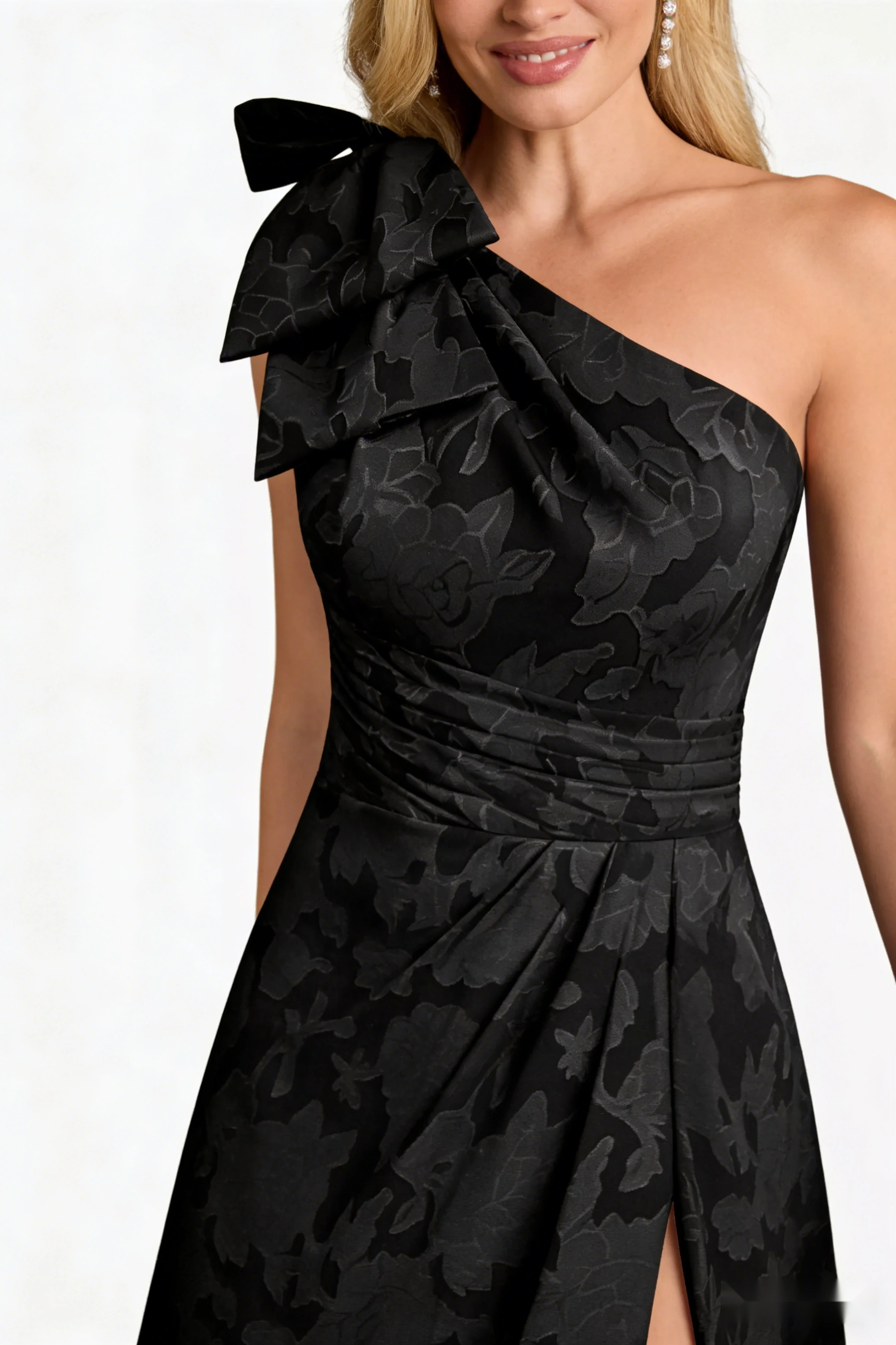 Sweetheart Neckline Lace Dress