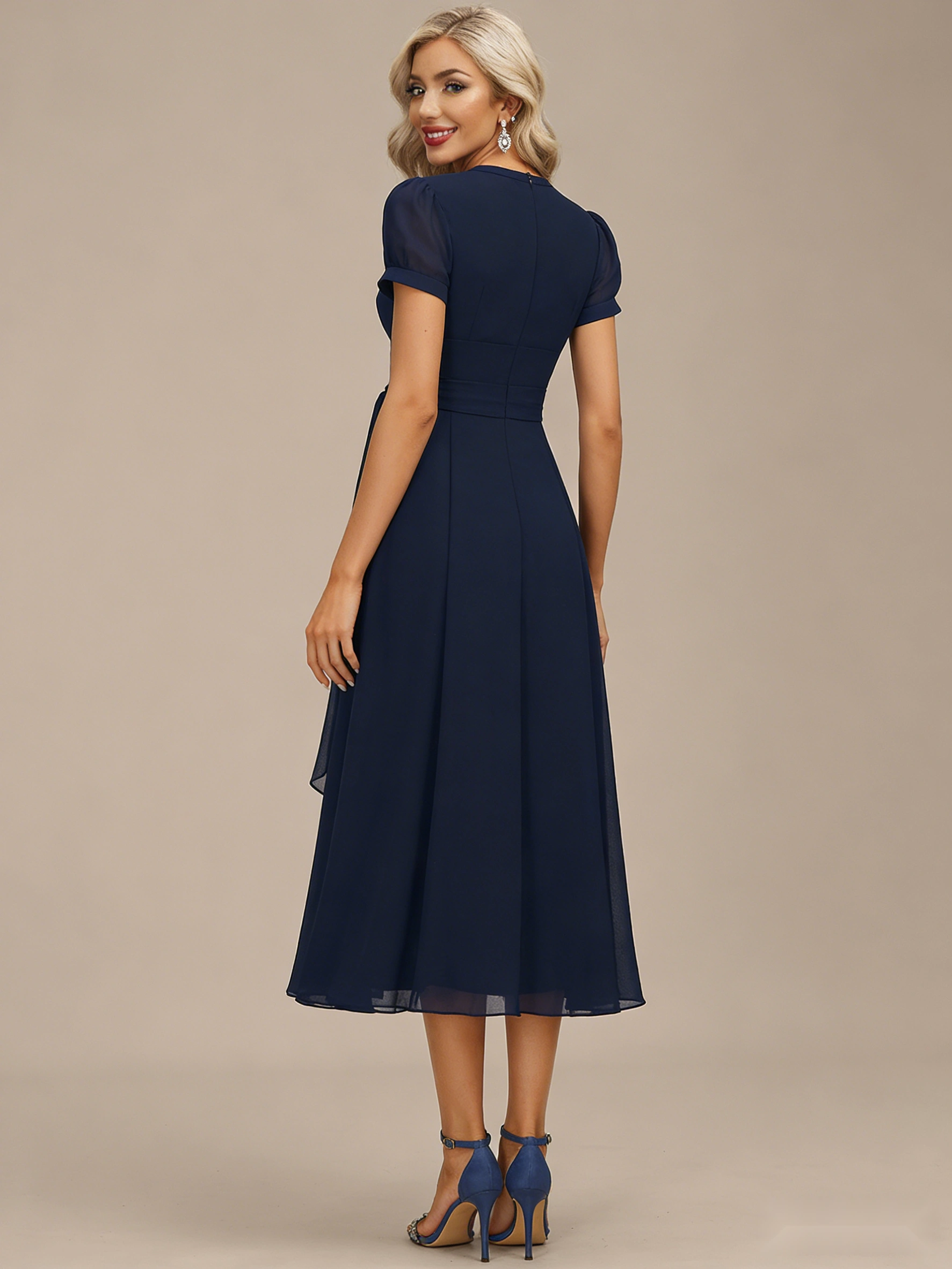 Midi Dress in Crepe Black