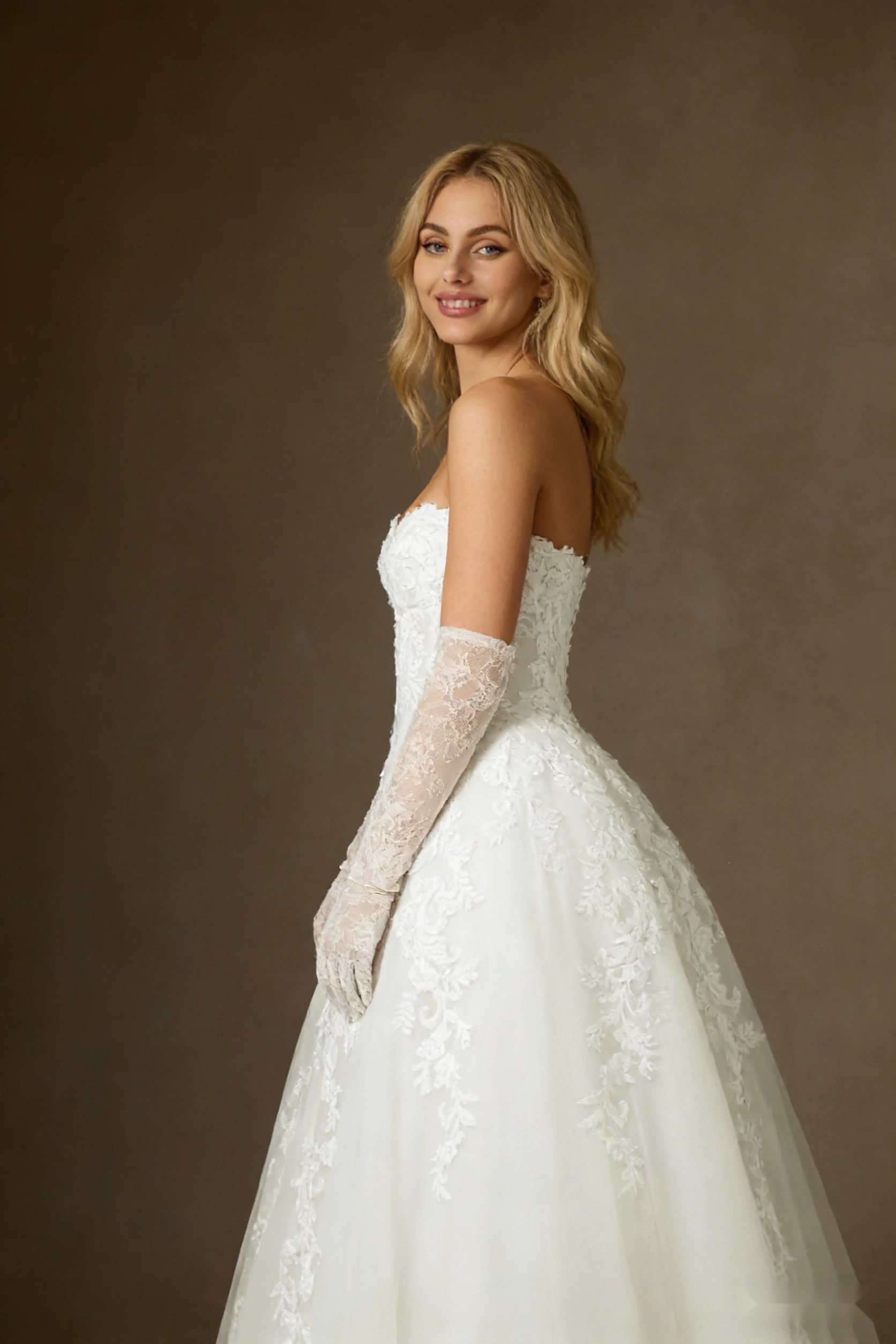 Long Sleeve Sweatshirt with letter