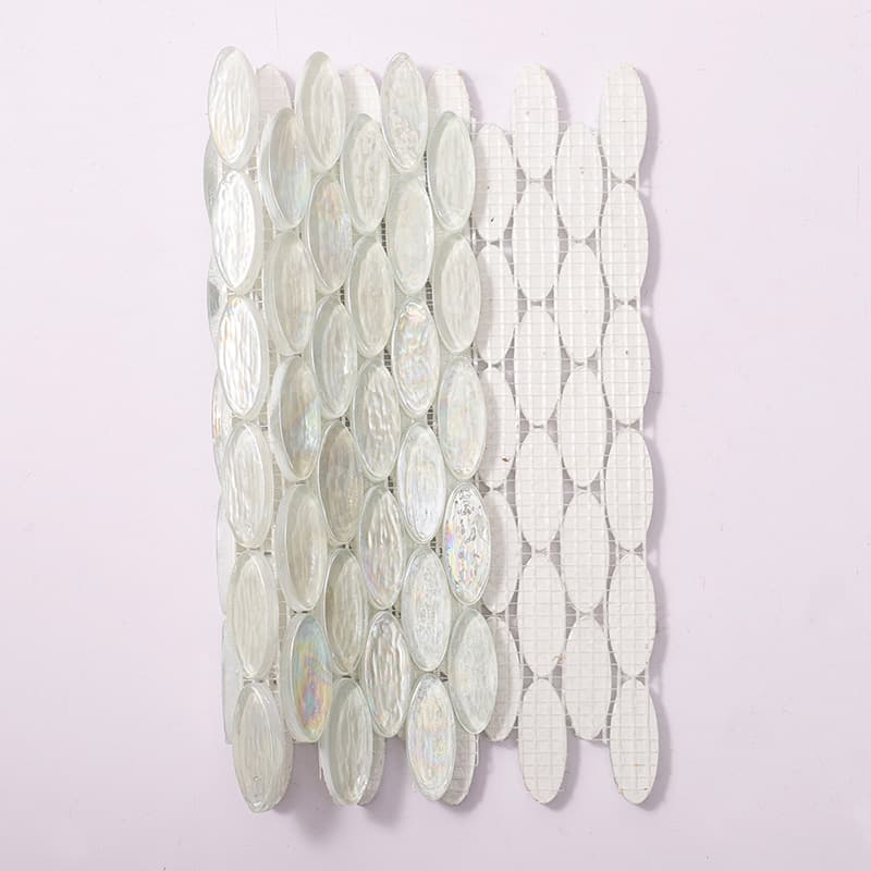 オーバル型ガラスモザイクの裏面