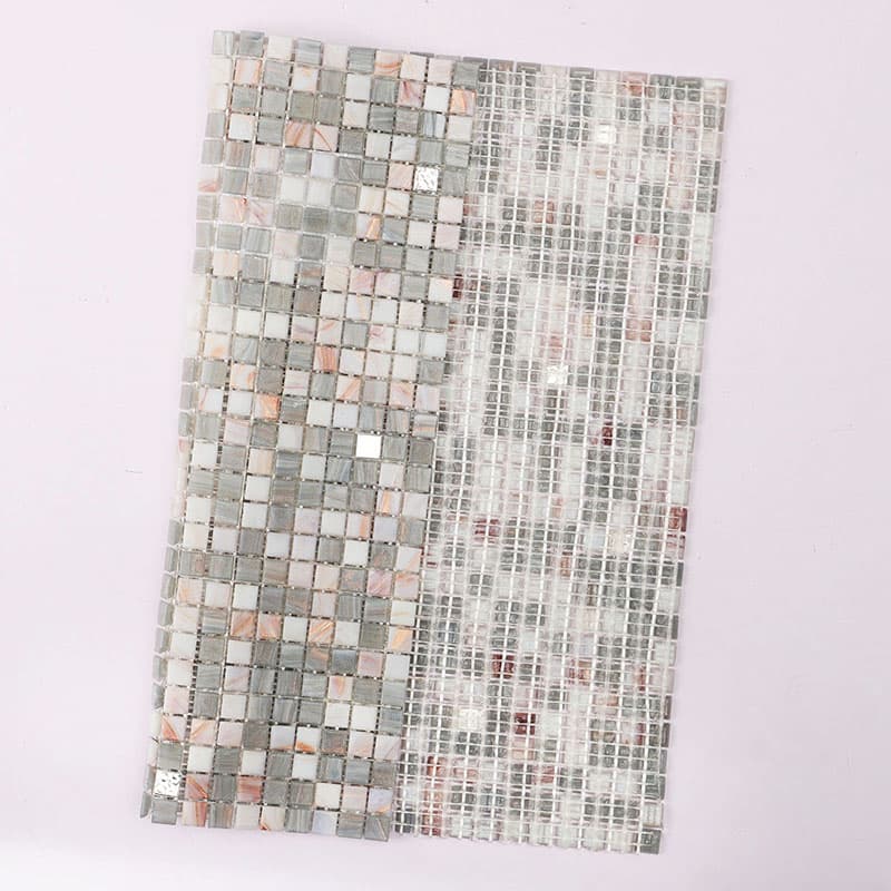 施工しやすいネット付きガラスモザイク