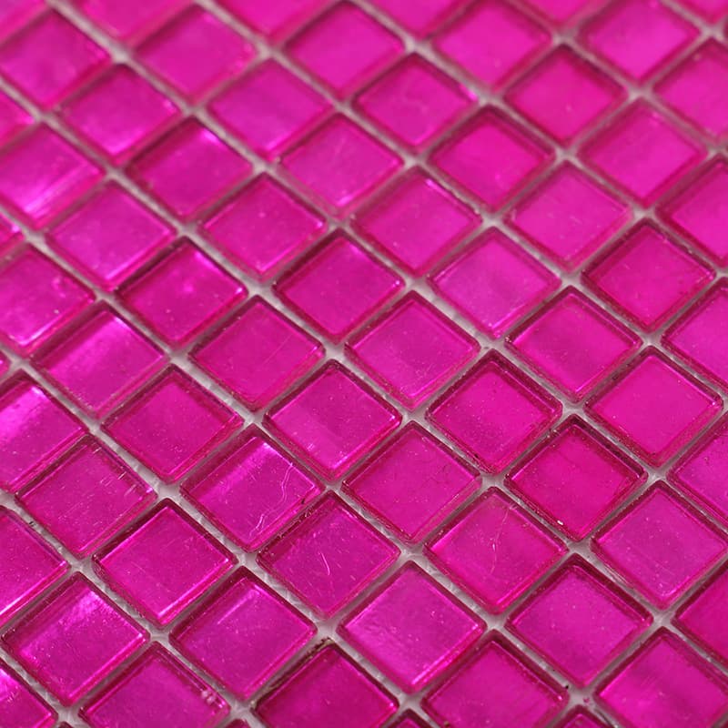 ビビッドピンクのタイル部分拡大