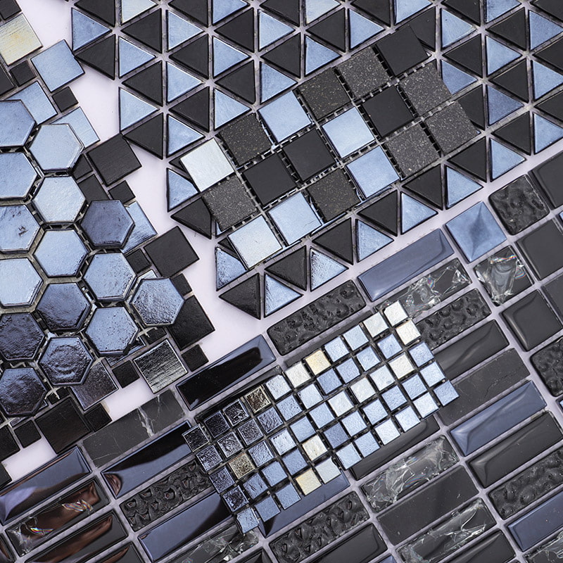 黒と青のメタリック調ガラスモザイクタイルの多様な形状デザイン集合写真