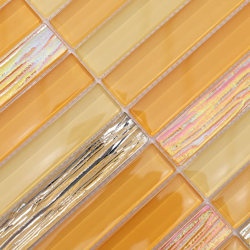 交差部分を写したイエローガラスモザイク