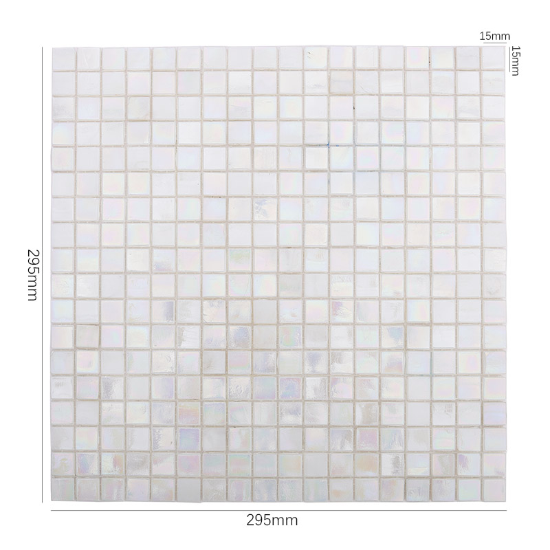 白虹彩ガラスモザイクタイル15角の全体写真