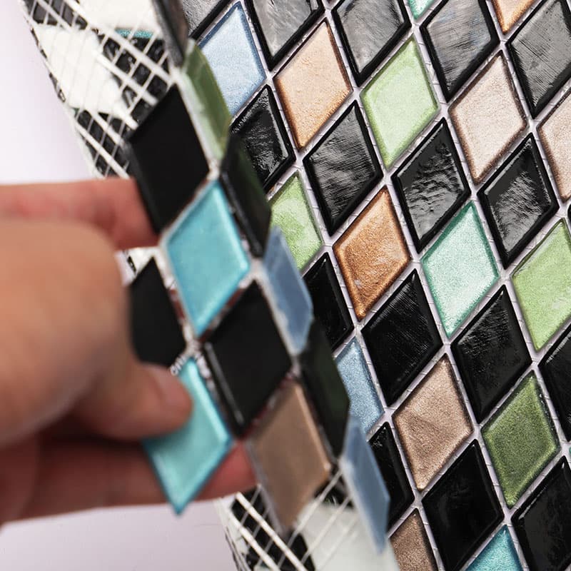 メッシュ構造の柔軟な裏面確認ショット