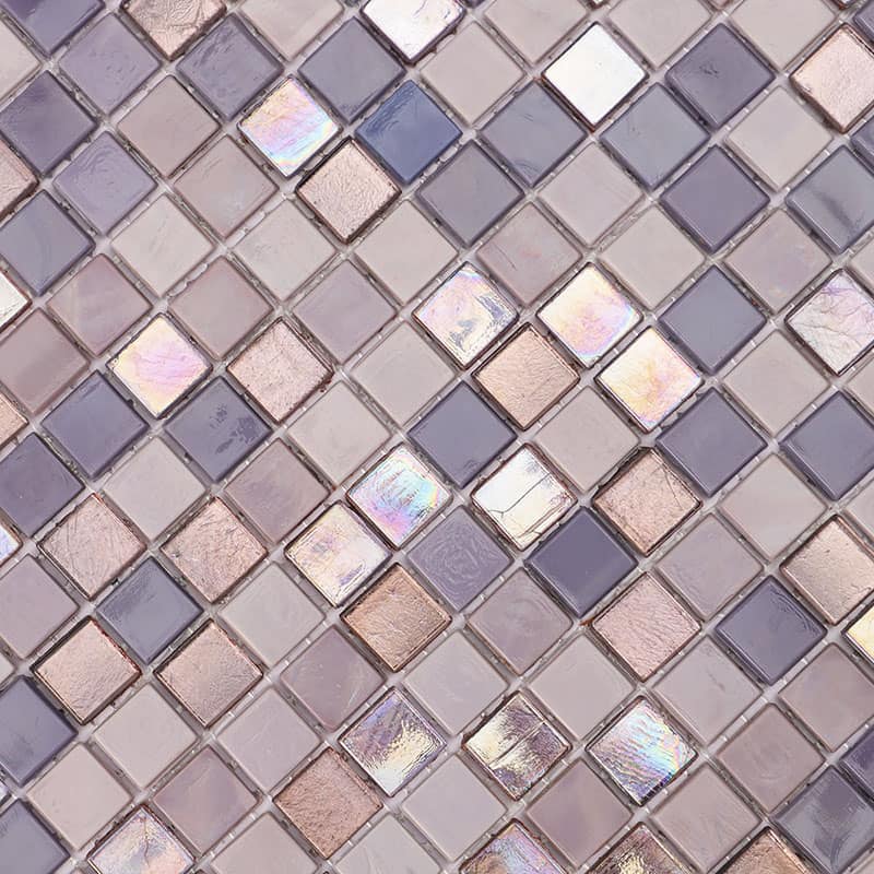 多色パープルモザイクの質感と色ムラの接写画像