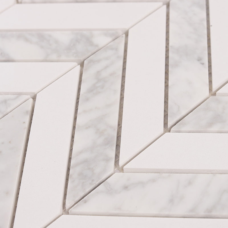 連結施工時の人字形タイルの連続性