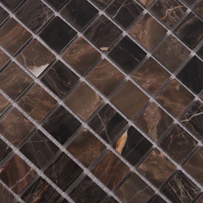 濃茶系マサイクタイルの表面模様を拡大撮影