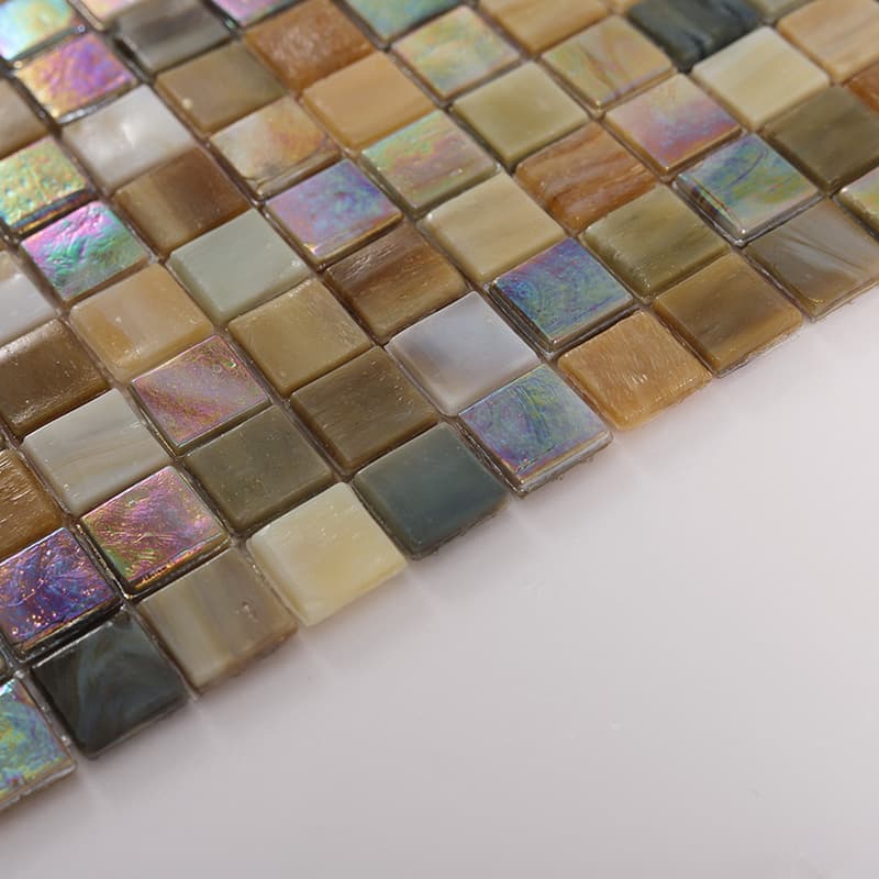 褐色虹彩モザイクタイル15角 厚み側面