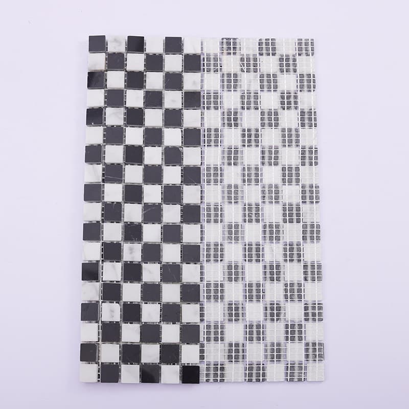 白黒大理石モザイクの表面と裏面（メッシュ付き）