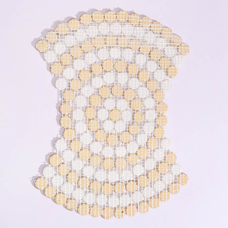 金箔モザイクの裏側とメッシュシート