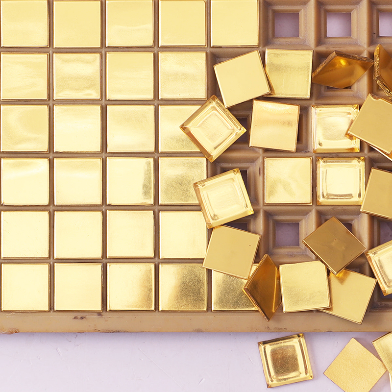 メッシュシートに貼った24K金ガラスと散片の組み合わせ