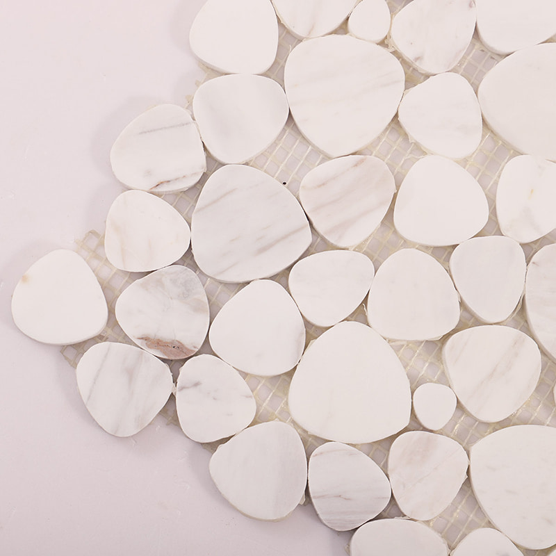 白い大理石モザイクの模様ディテール