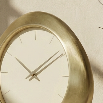 奢華金色時鐘擺設