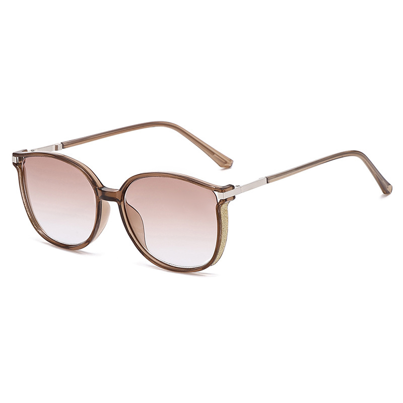 แว่นตาเก่าแบบกรอบใหญ่เลนส์โปรเกรสซีฟ (แบบแฟชั่น)