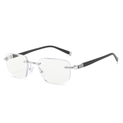 แว่นตาเก่าแบบไม่มีกรอบคลาสสิก