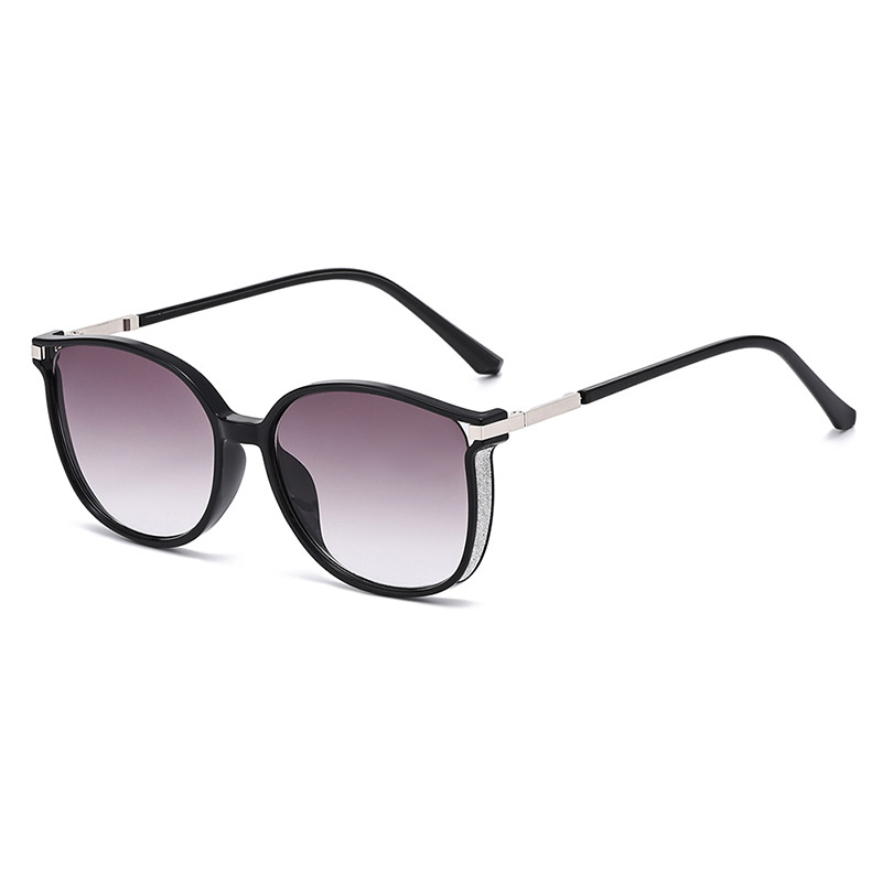 แว่นตาเก่าแบบกรอบใหญ่เลนส์โปรเกรสซีฟ (แบบแฟชั่น)