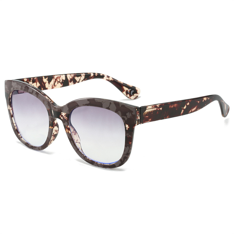 แว่นตาเก่าแบบกรอบใหญ่เลนส์โปรเกรสซีฟกันแสงสีน้ำเงิน (แบบลายเส้น)