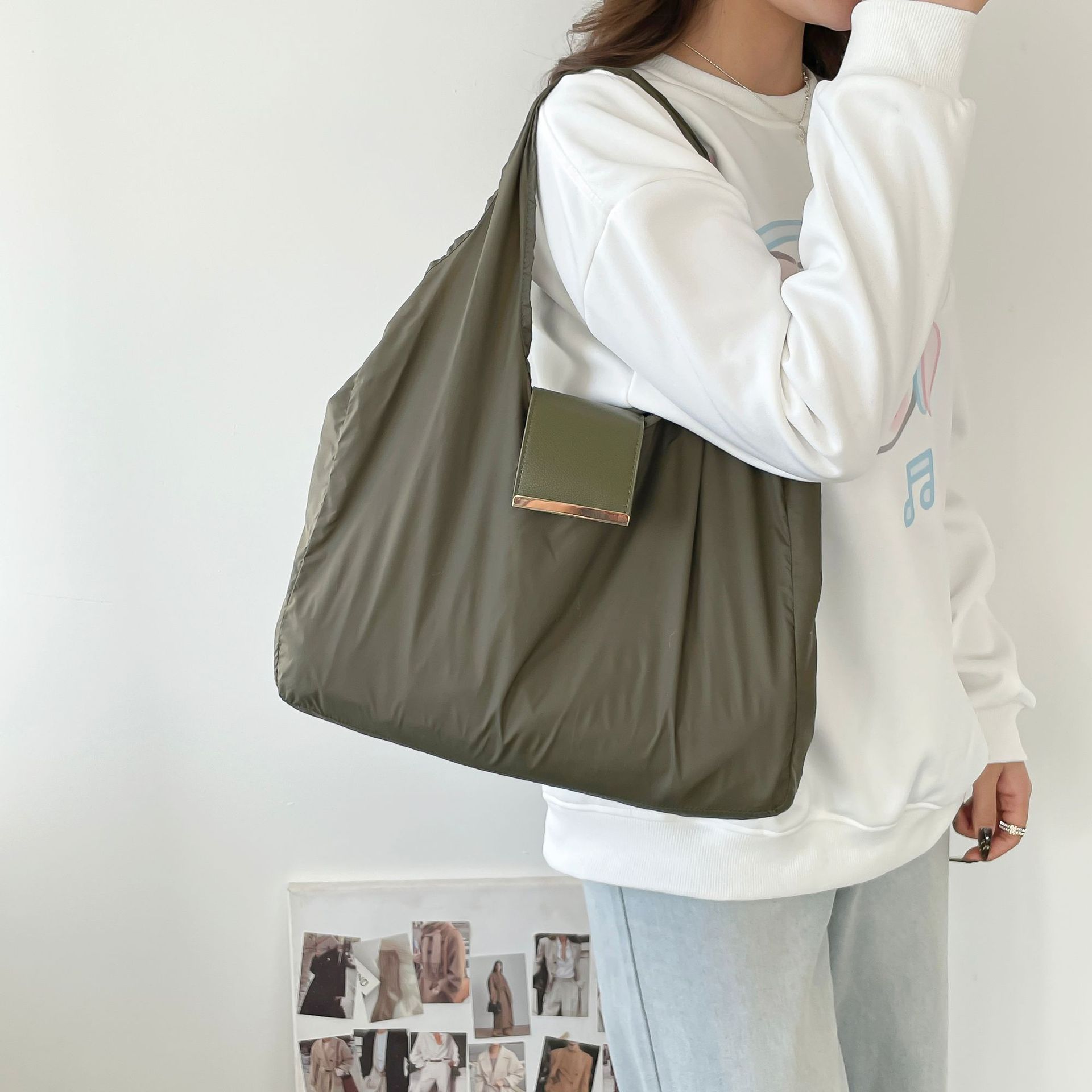 Keychain Tote Bag | Foldable Shopping Bag | Compact Pocket Tote | Water-Repellent Travel Pouch | Expandable Grocery Bag | Heavy-Duty Shoulder Bag | Mini Keychain Pouch