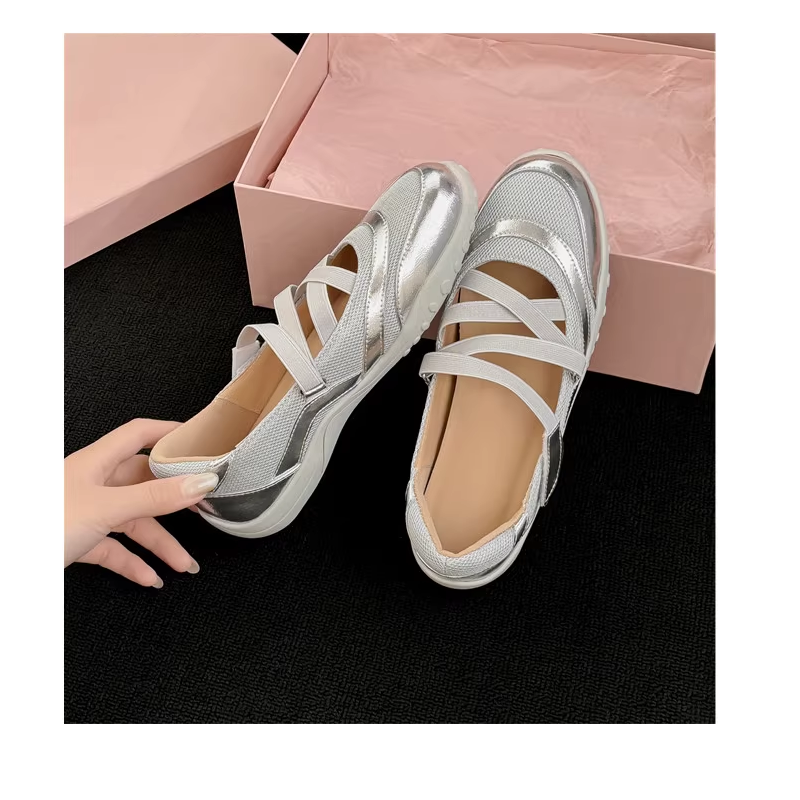 รองเท้าลำลองกีฬาปากตื้นมีเวลโคร