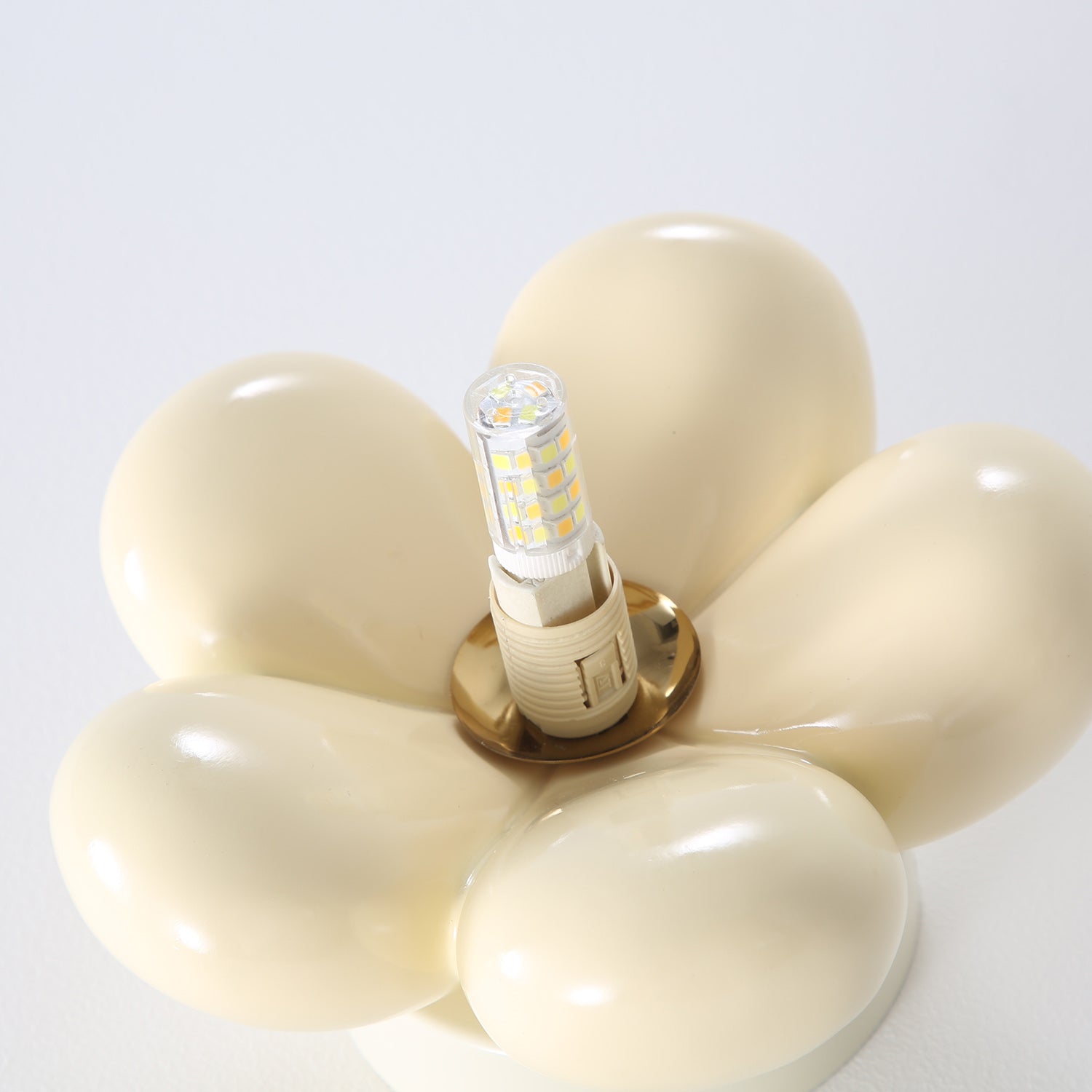 Cream Flower Ceiling Light