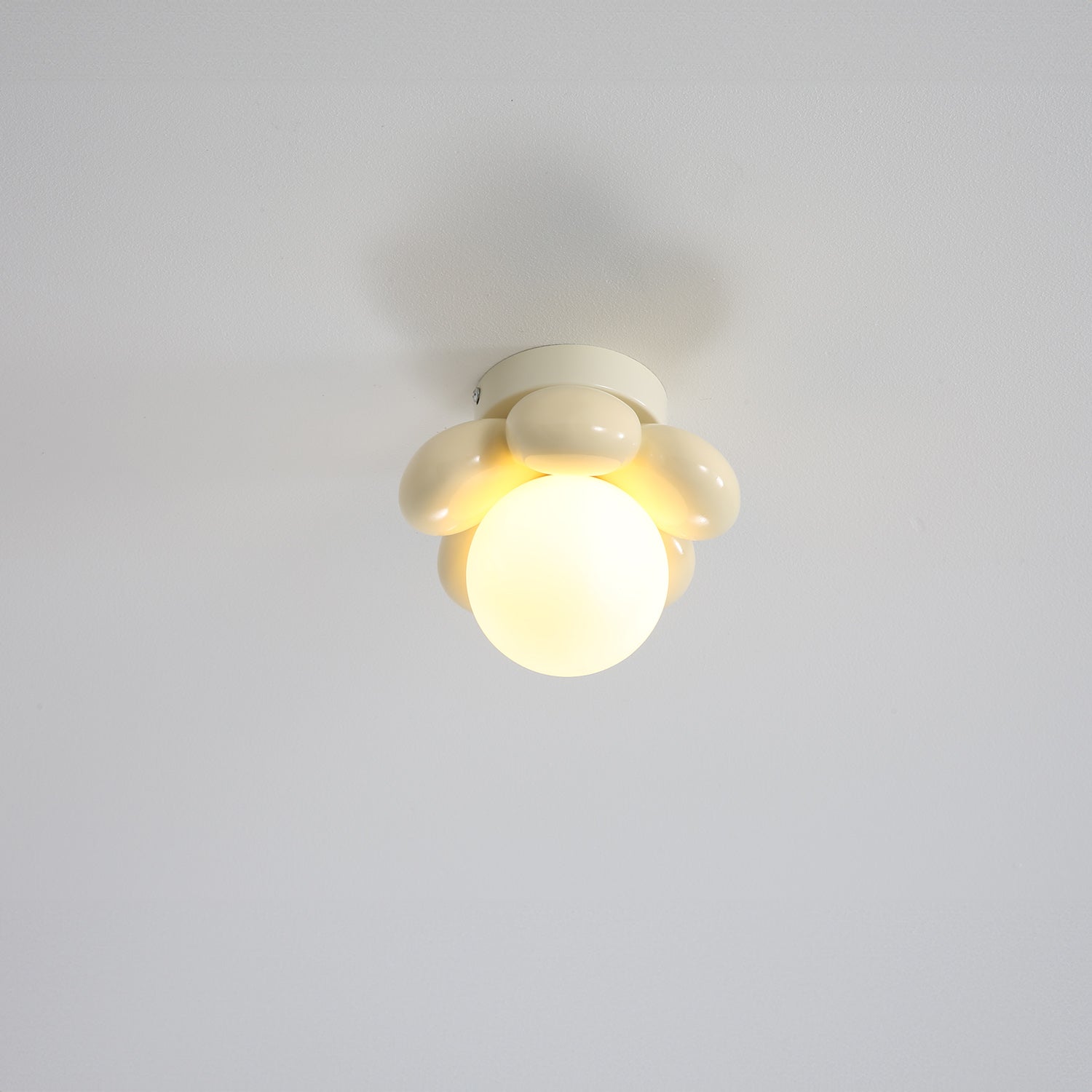 Cream Flower Ceiling Light