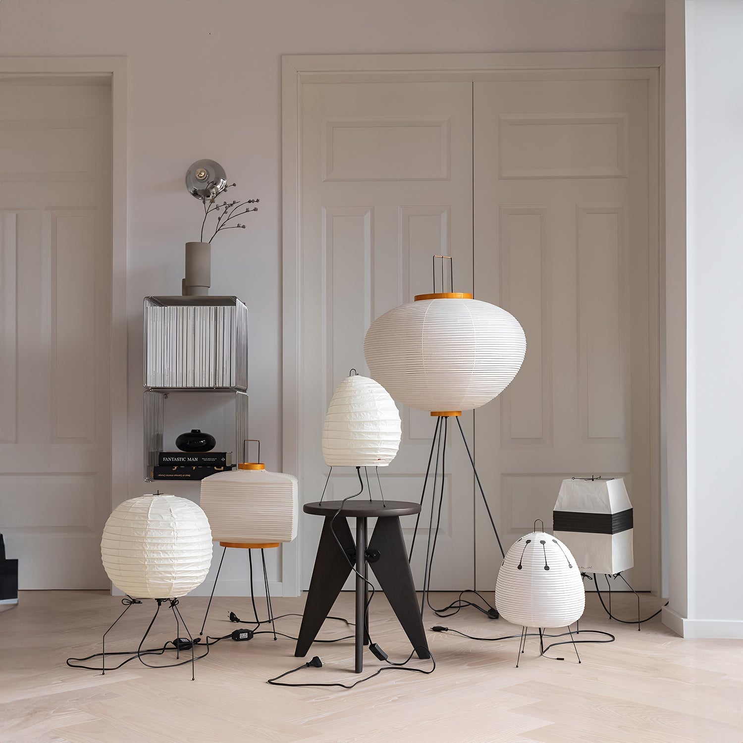 Akari 10A Floor Lamp