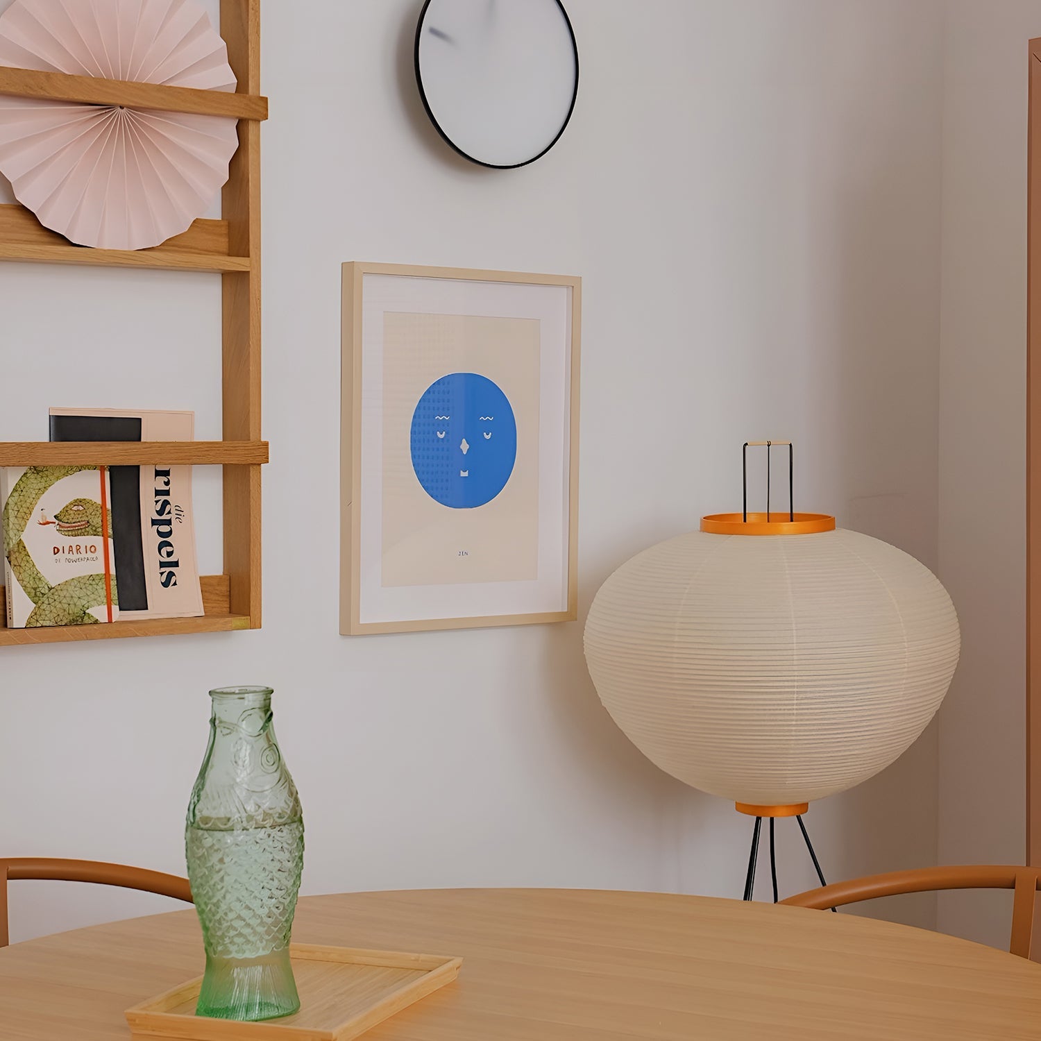 Akari 10A Floor Lamp