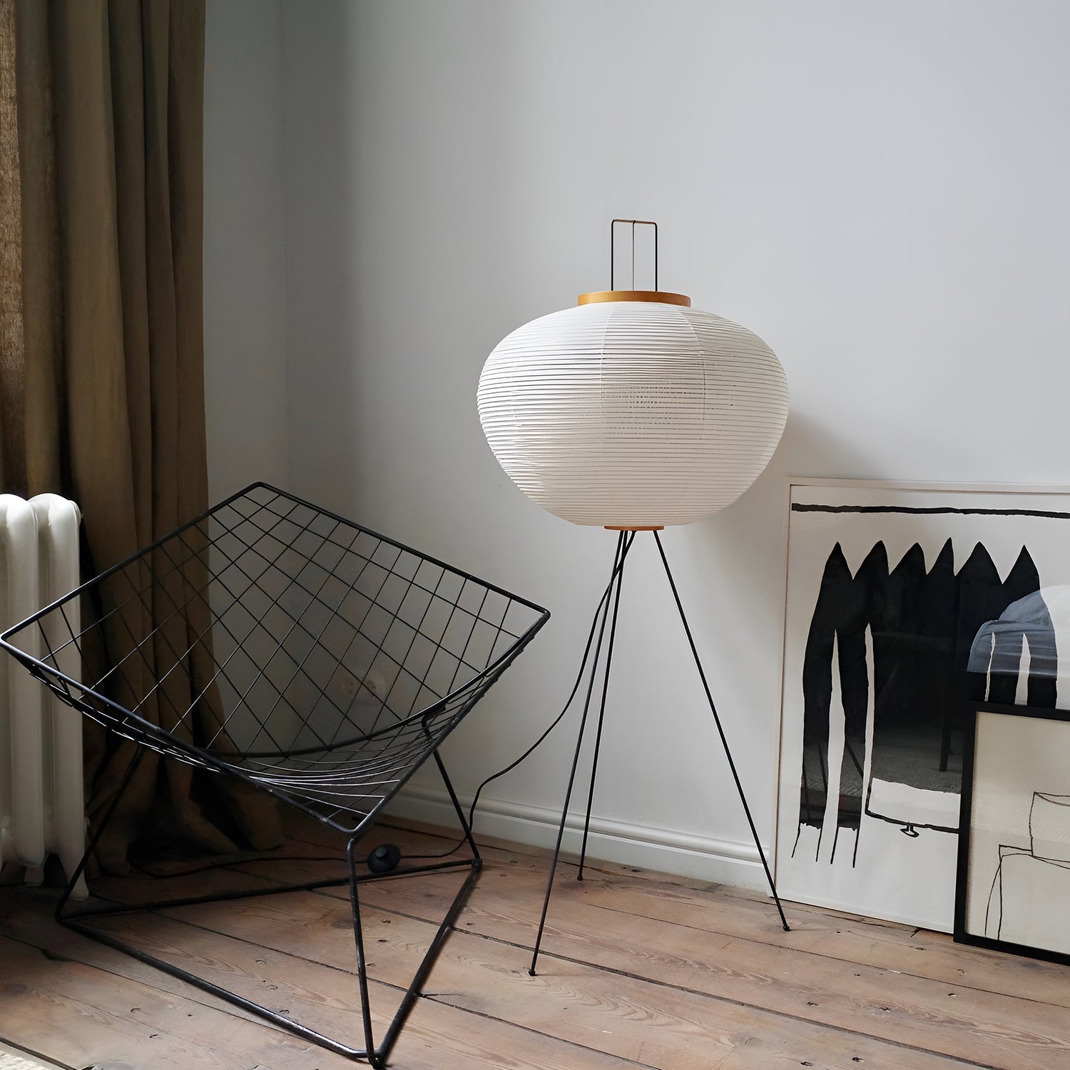 Akari 10A Floor Lamp