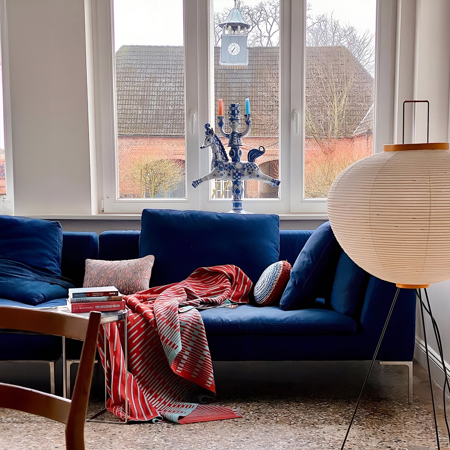 Akari 10A Floor Lamp