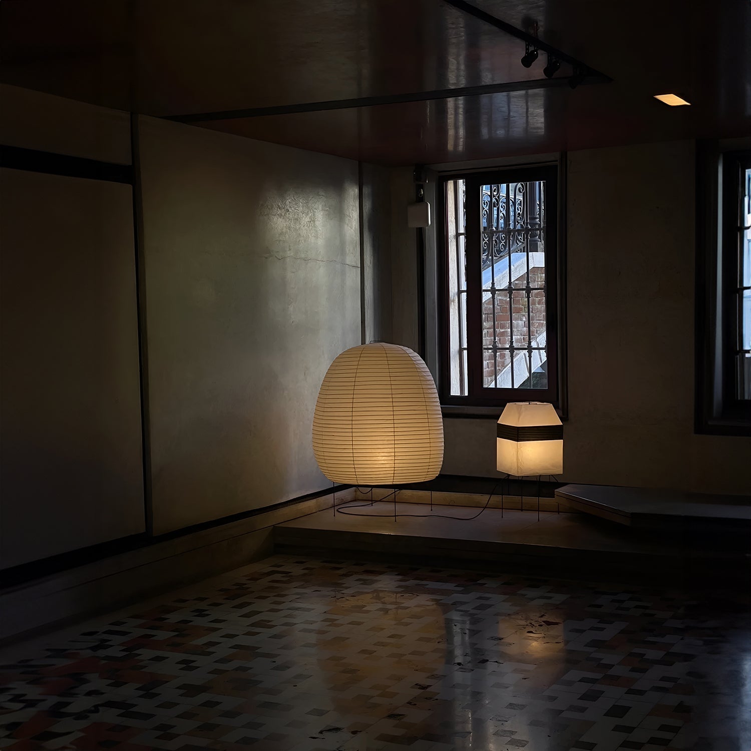 Akari 21N Table Lamp