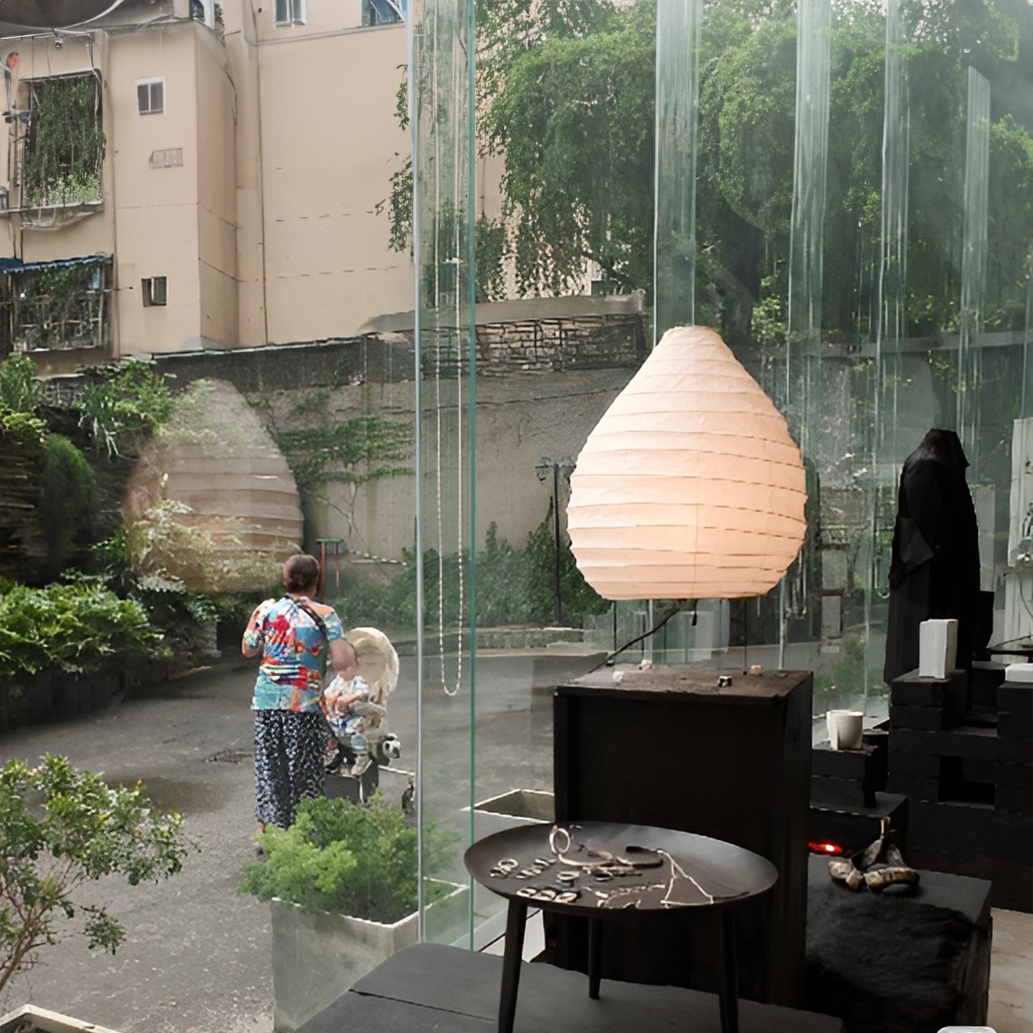 Akari 22N Table Lamp