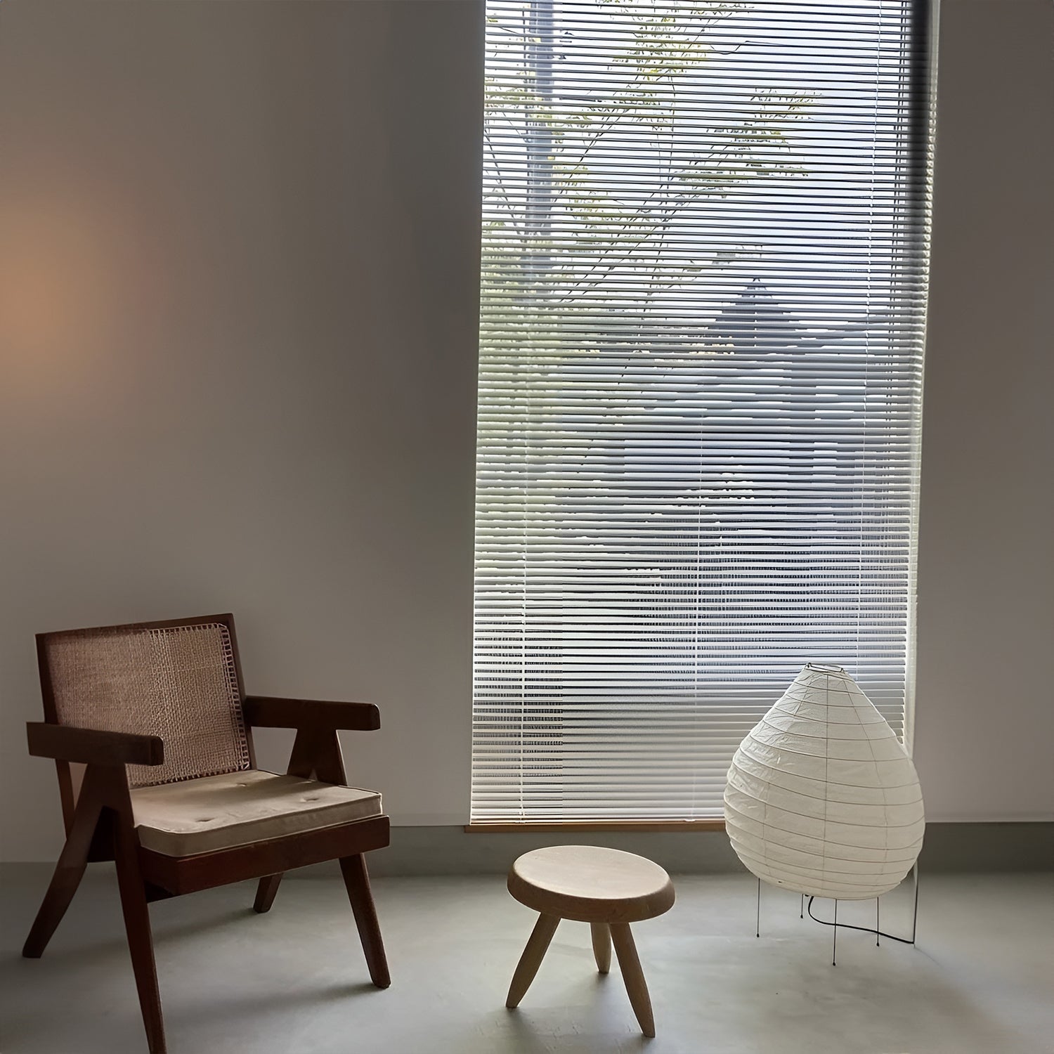 Akari 22N Table Lamp