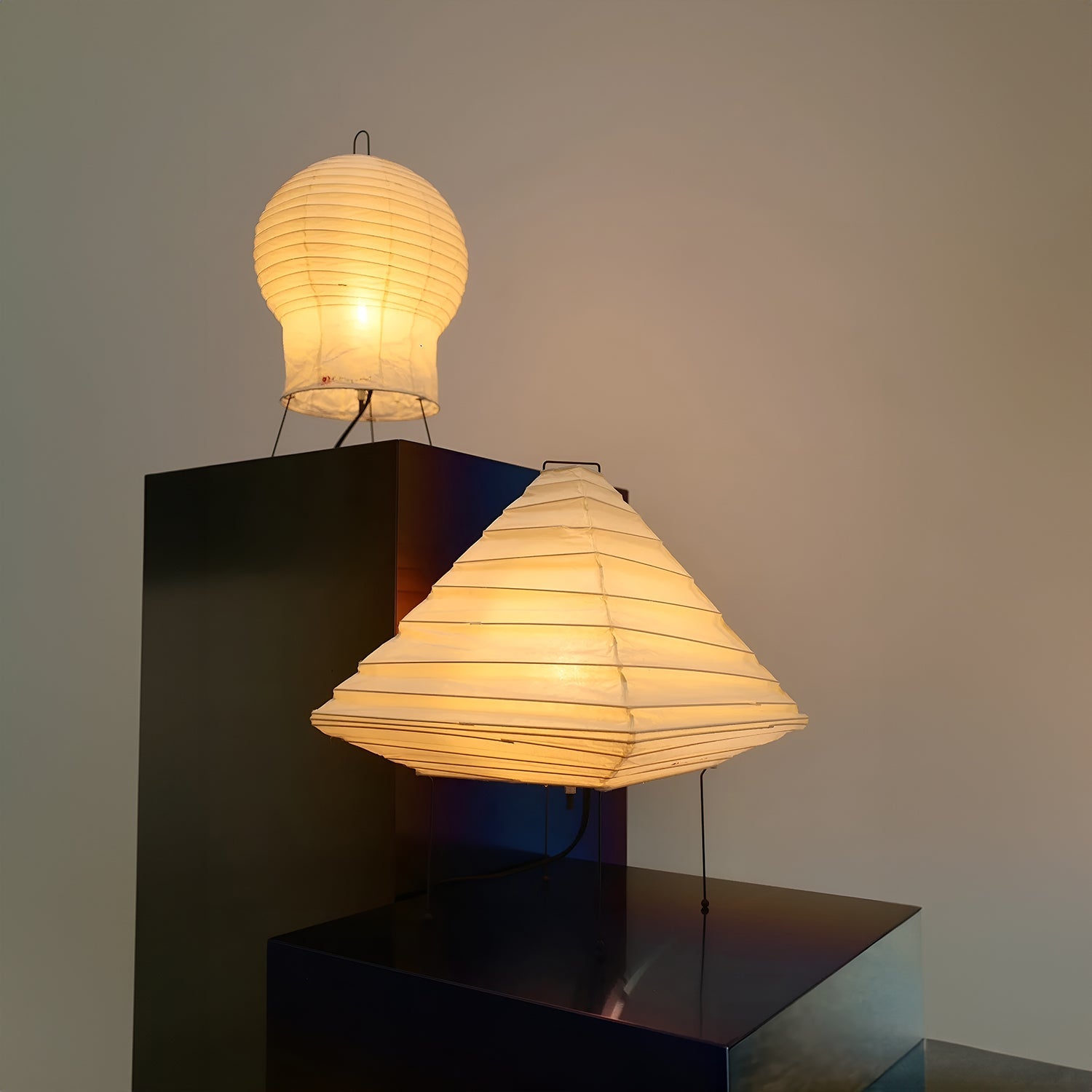 Akari 2N Table Lamp